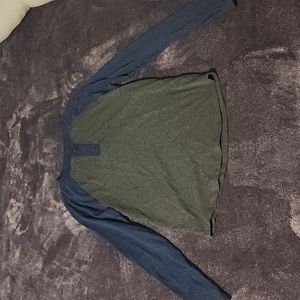 Boys medium long sleeve baseball Henley epic threads blue and gray